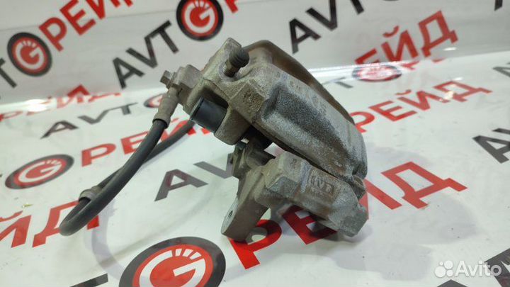 Суппорт тормозной передний правый Volkswagen