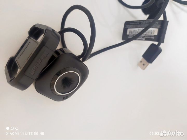 Вебкамера Microsoft LifeCam VX-2000