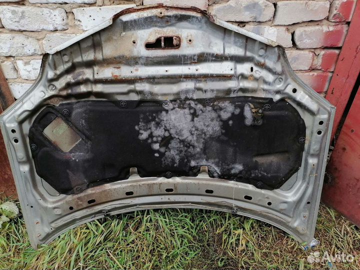 Капот Nissan Primera p12