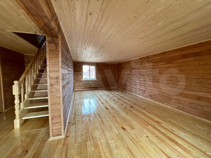 Дом 140 м² на участке 5 сот.