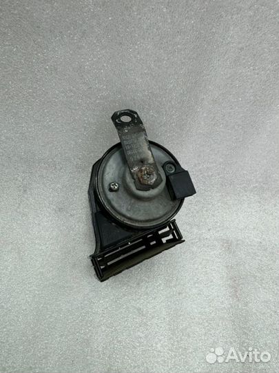 Сигнал звуковой левый Toyota Camry V70/V75