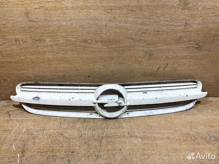 Решетка радиатора Opel Vectra C дорест Арт. 130281