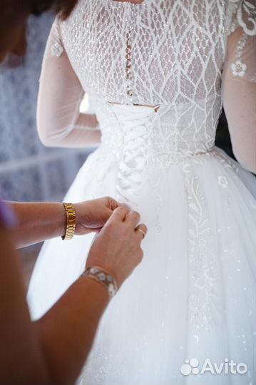 Свадебное платье