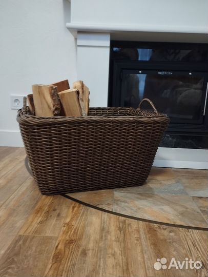 Кашпо из ротанга для цветов/ дровница