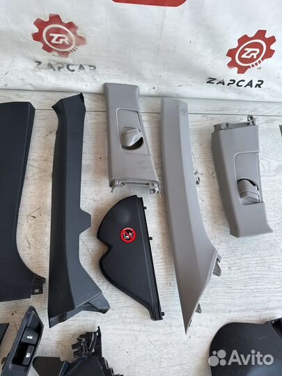 Пластик салонный Camry v50