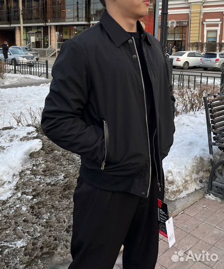 Стильная куртка для мужчин с вкусом