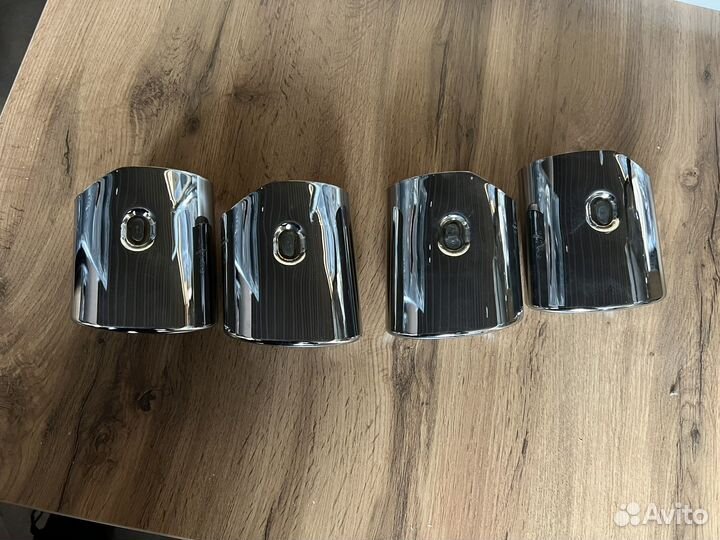 Насадки на глушитель от VW Tiguan R и задняя банка