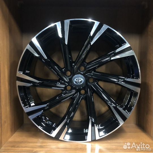 Диски R19 5x114,3 Toyota Rav4