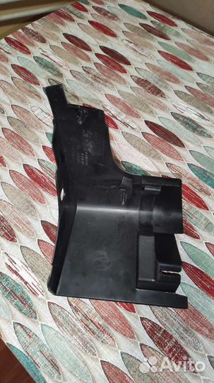 Накладка на порог правая Volvo 30779137