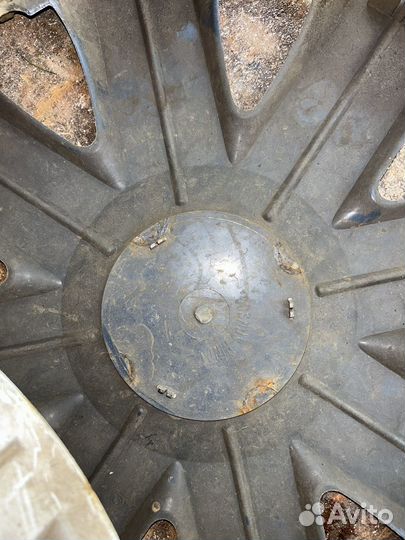 Колпаки на колеса 14