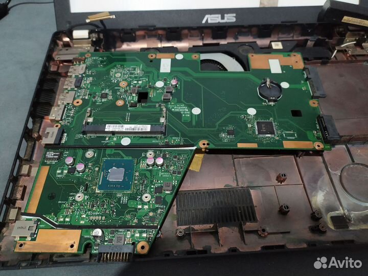 Ноутбук asus x551m