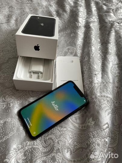 Телефон iPhone 11 128gb весь в оригинале