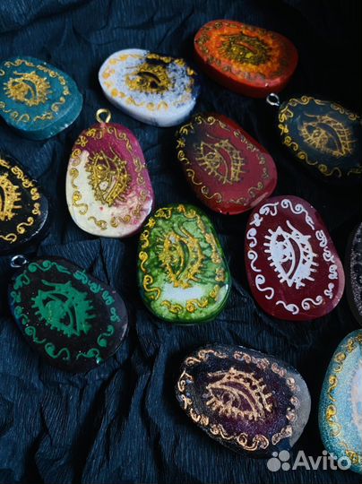 Ведьмин глаз оберег от бед