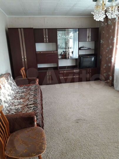 4-к. квартира, 72 м², 2/3 эт.