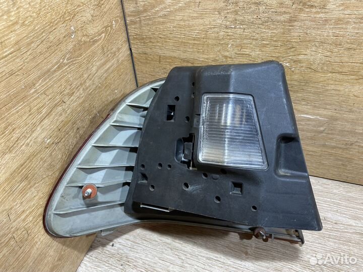 Фонарь задний правый BMW E46 дорест Арт. 111467