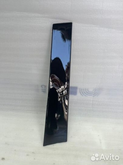 Накладка стойки двери задняя левая Toyota Camry