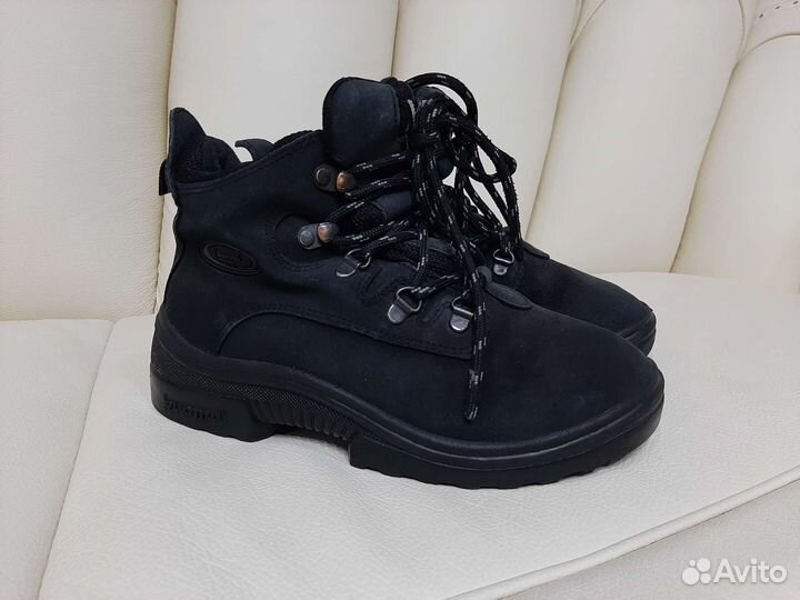 Kuoma - Финляндия. р-р 36