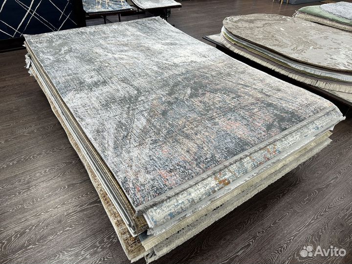 Ковер 1.6х2.3 новый