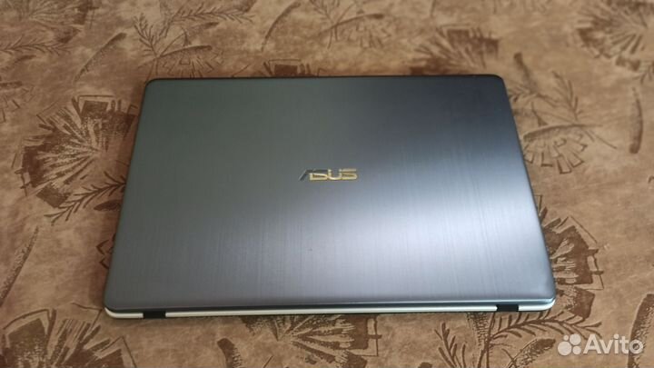 Ультрабук Asus VivoBook Pro 17