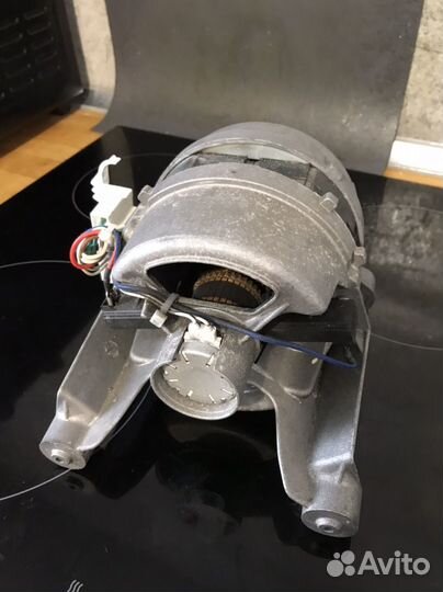 Двигататель стиральной машины zanussi