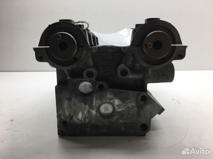 Головка блока цилиндров правая Opel Omega 27 X30XE