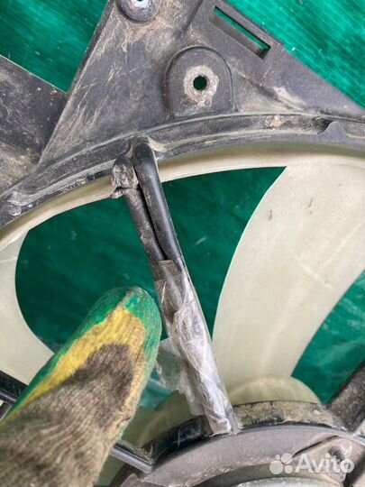 Вентилятор радиатора Toyota Corolla E15