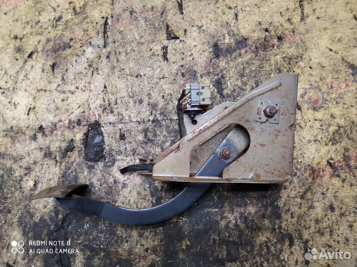 Педаль тормоза Chrysler Voyager 3