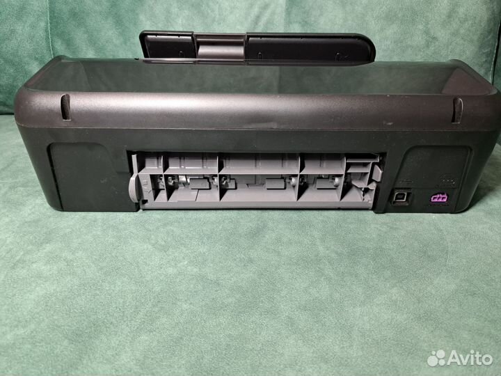 Принтер HP deskjet D1663