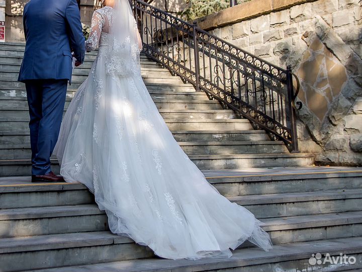 Свадебное платье