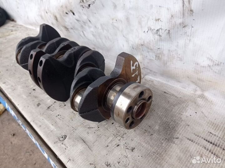 Коленвал Mitsubishi Lancer 89 Двигатель 1.5 4G15