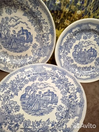 Тарелки Буди 