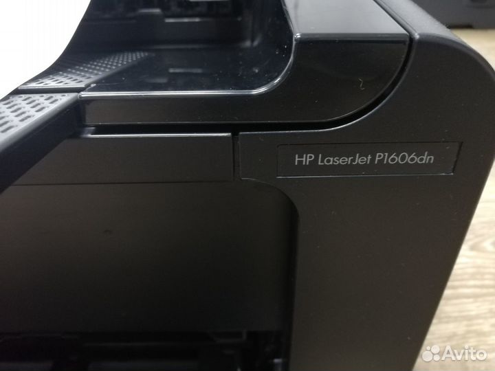 Принтер HP LaserJet Pro P1606dn