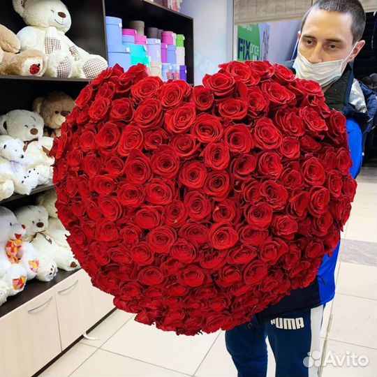 Букет из 151 розы «Стрела Амура» 70 см