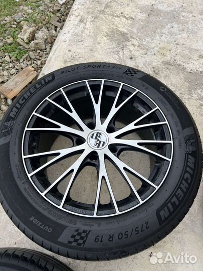 Комплект летних колес R19