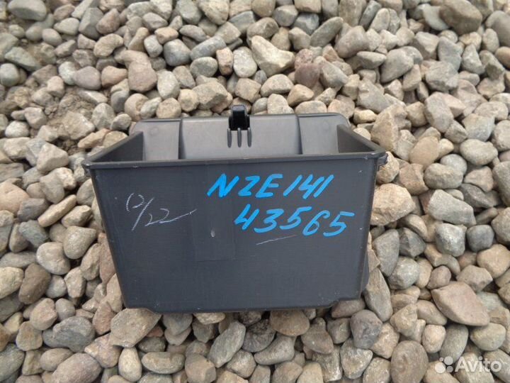 Карман Toyota Corolla Fielder NZE141 1NZ-FE