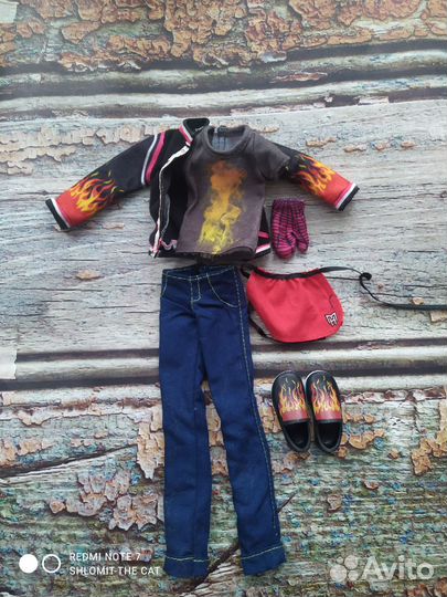 Кукла Monster high Хит Бёрнс нюд