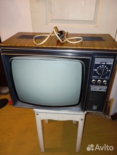 Телевизор СССР Расвет 307.1