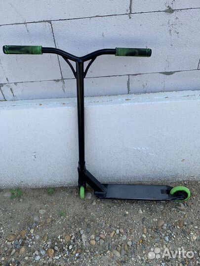 Трюковой самокат Hipe