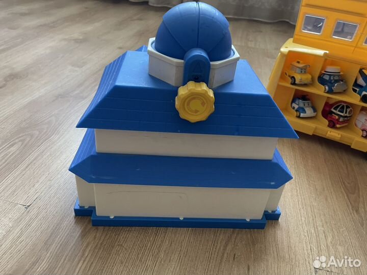 Штабквартира Робокар поли (robocar)