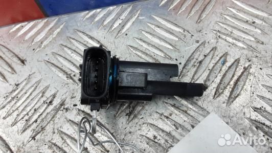 Расходомер воздуха бензиновый toyota prius XW30 (6