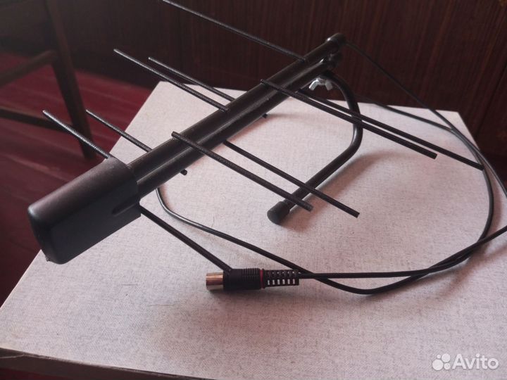 Антенна к телевизору, цифр. приставка, кабель hdmi