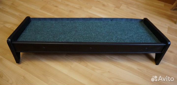 Столик для автомобиля Hyundai (кабина 270)