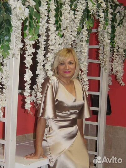 Педагог по вокалу, сольфеджио, флейте, фортепиано