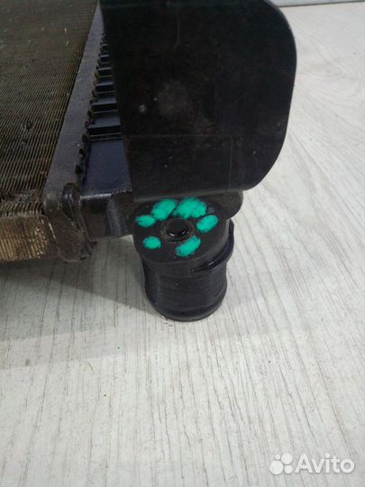 Радиатор охлаждения двигателя основной Renault log