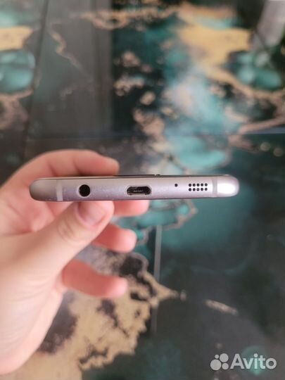 Samsung Galaxy S7 Edge, 4/32 ГБ