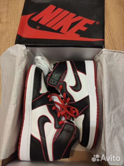 Кроссовки nike