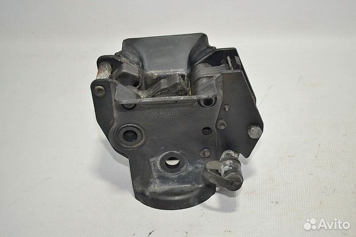 Замок кабины, правый volvo FH (01.12)