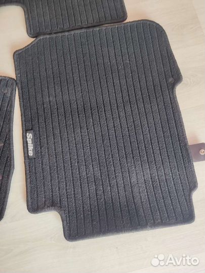 Коврики оригинальные на Honda Freed Spike
