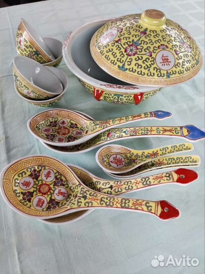 Набор столовой посуды