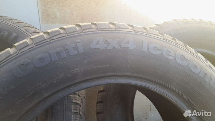 Continental Conti4x4IceContact 225/65 R17 102Q
